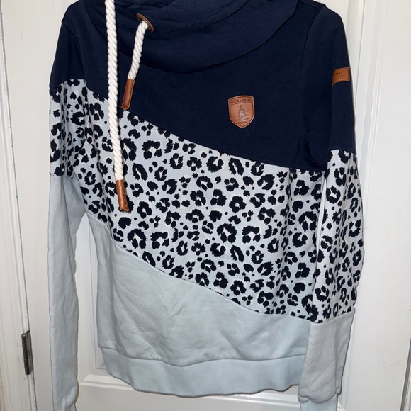 Wanakome Navy and White Leopard Print Hoodie - Picture 5 of 11
